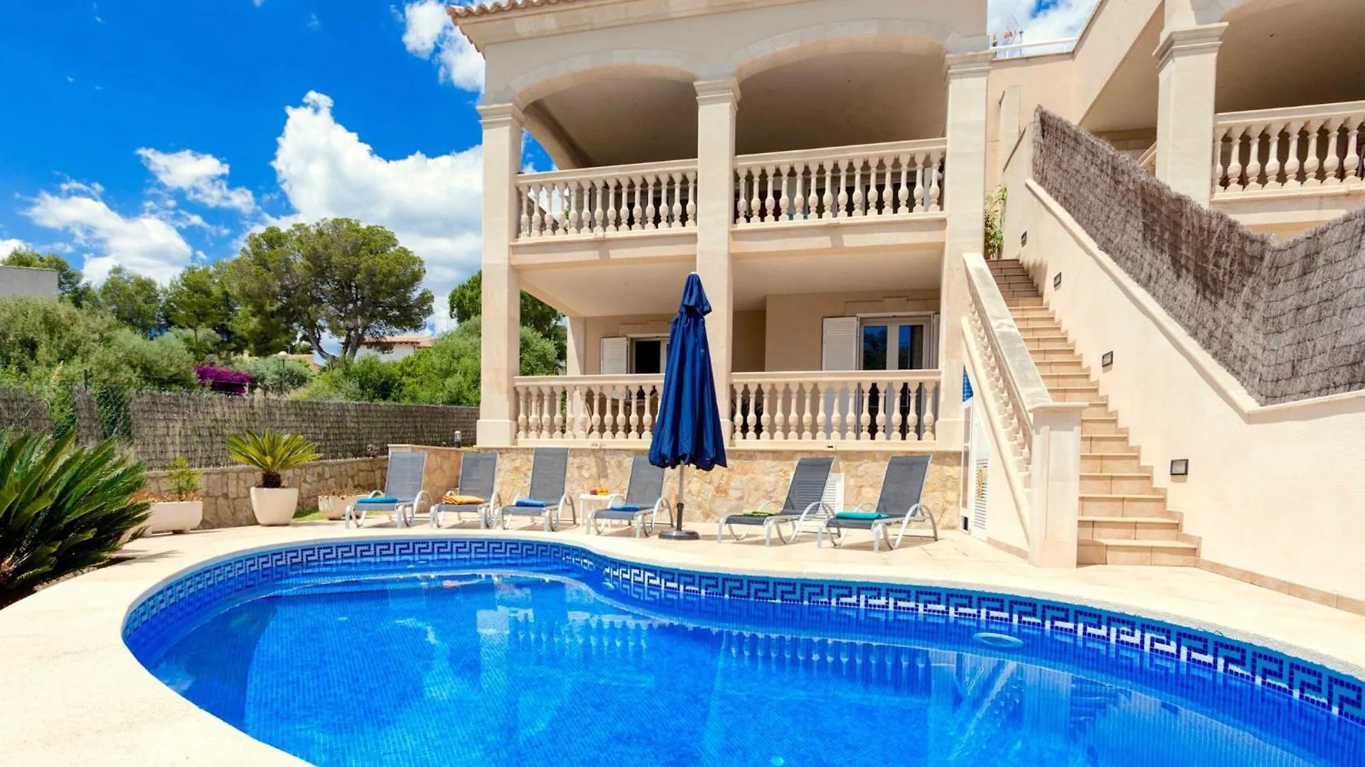 Immaculate Mallorca Villa Las Olas 3 Bedrooms Ideal For Families Couples Alcudia